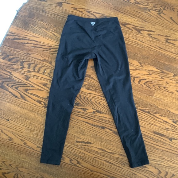 TNA thick black leggings - Picture 2 of 4